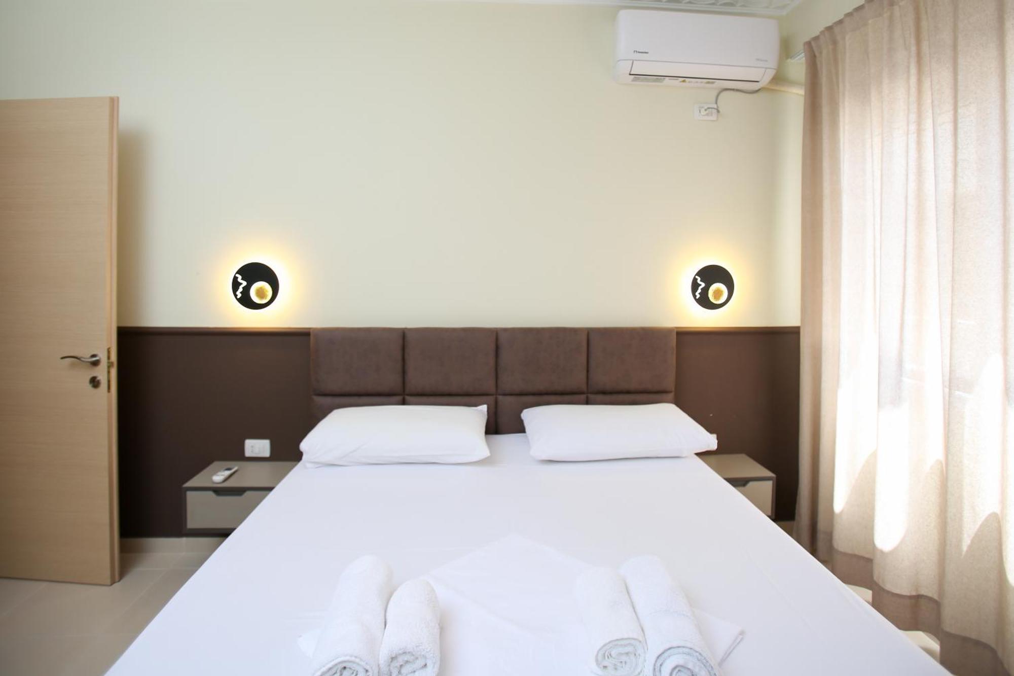 Oasis Residence Vlorë 外观 照片
