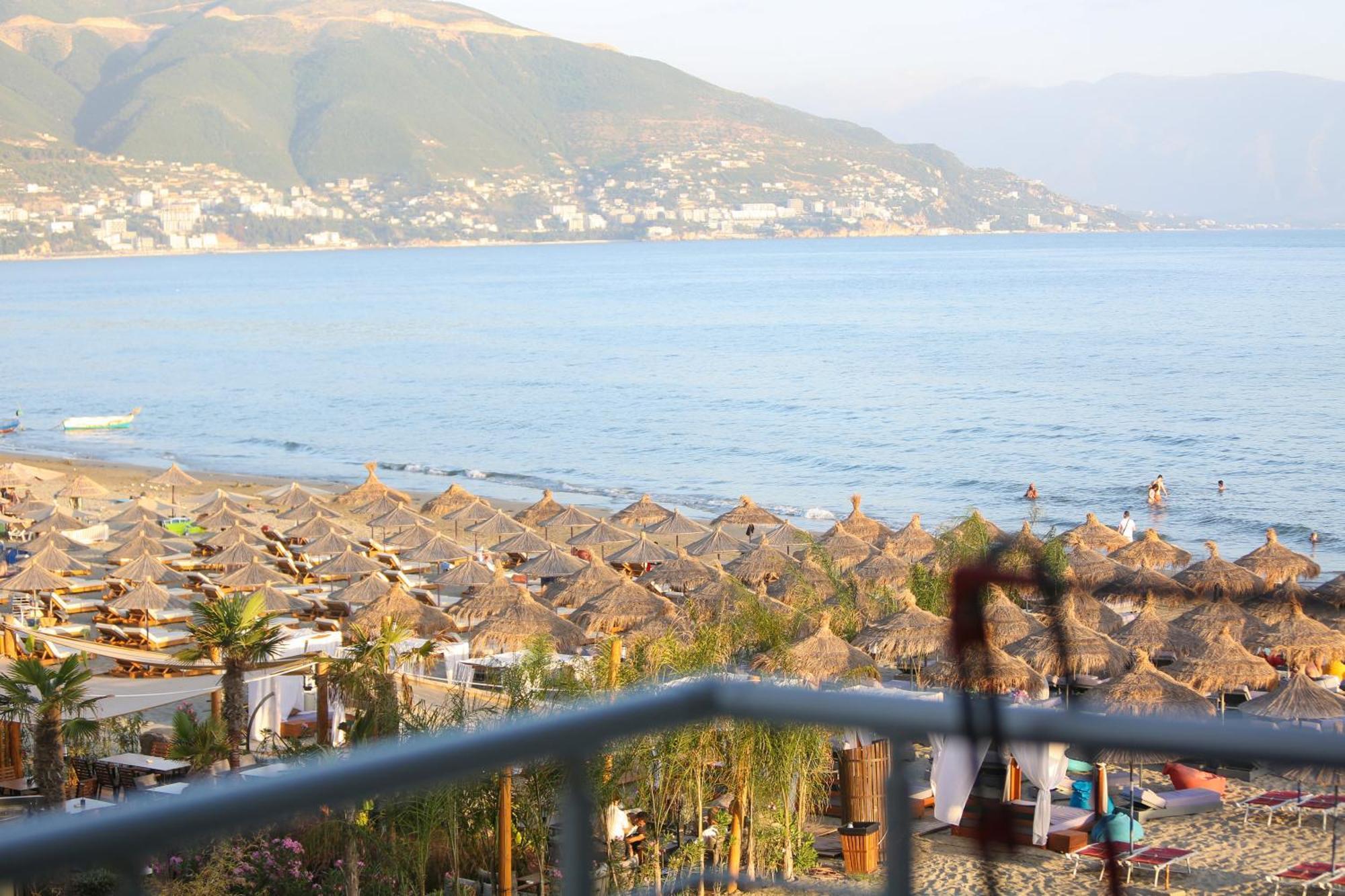 Oasis Residence Vlorë 外观 照片