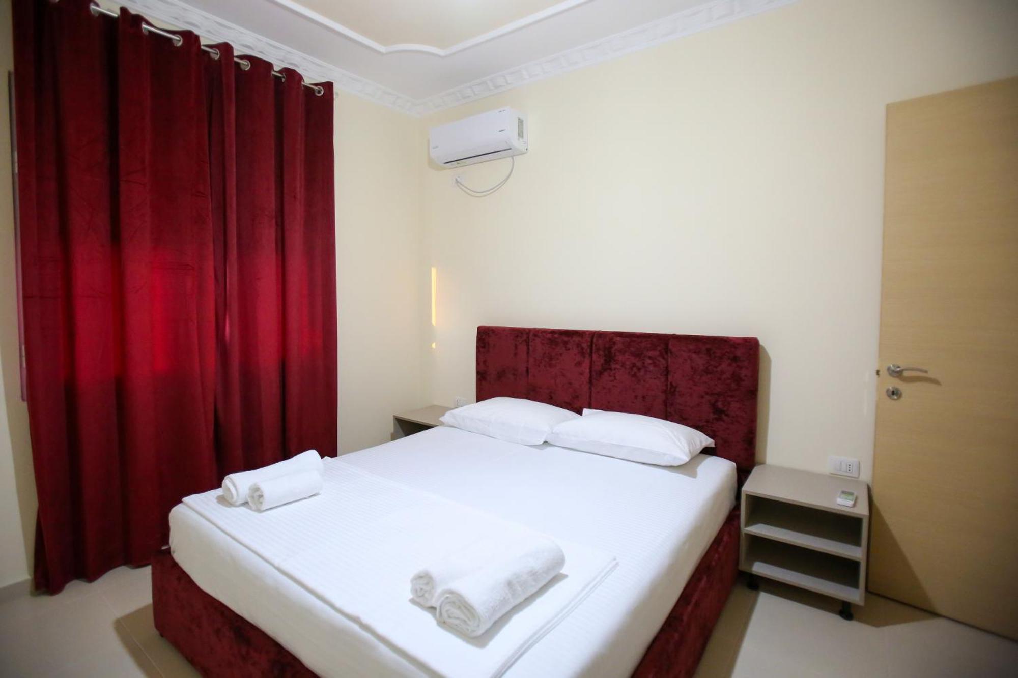 Oasis Residence Vlorë 外观 照片